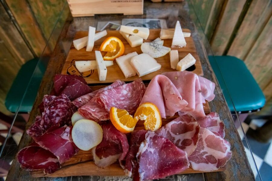 Florence: Flavours of Tuscany Food Tour - The Guide Factor: Erica, Zofia, Cassie, and Others