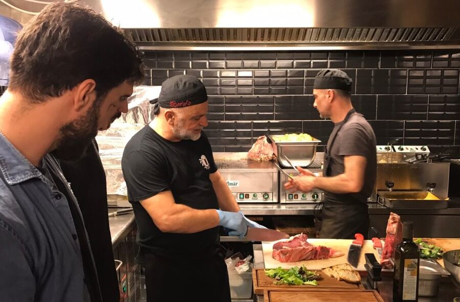 Florence: Florentine Steak Cooking Class with 3-Course Meal - How much time you’ll spend, and what the pacing feels like
