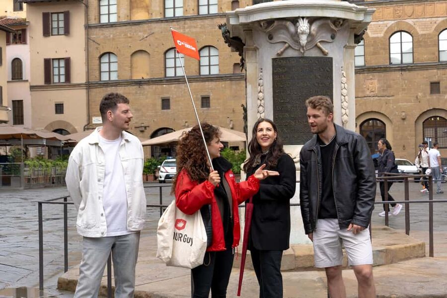Florence: Food Walking Tour with Local Steak and Tuscan Wine - Ravioli stop and wine pairings: simple ingredients, confident cooking