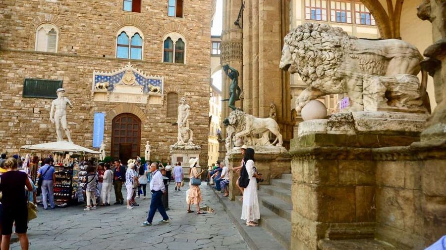 Florence Foodies Tour: Savor Tuscan Flavors & Fine Wine - Practical tips so you enjoy every bite