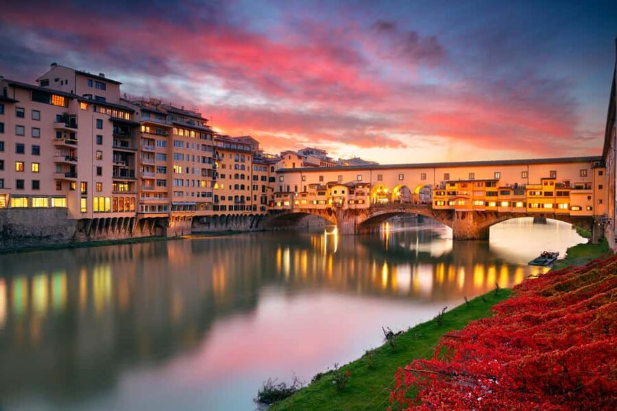 Florence: (French) Walking Tour with a licensed guide - Florence Duomo Complex and Brunelleschi’s Cupola: seeing the city’s blueprint