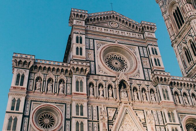 Florence : Giotto's Bell Tower and Cathedral with Audio Guide App - Meeting point at Piazza del Duomo: arriving smartly