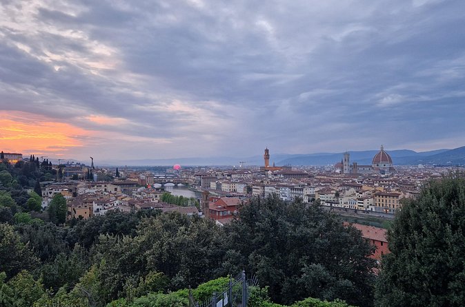 Florence Golden Hour Walking tour with Piazzale Michelangelo - Museo Casa di Dante: history you can walk past in 10 minutes