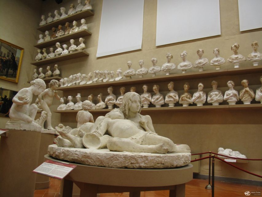 Florence: Guided Accademia with Art Expert & Combo Options - Hall of the Colossus, Instruments, and Prisoners: the Staging Before David