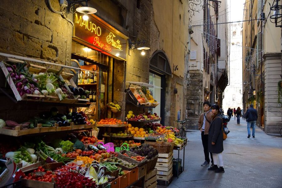 Florence: Guided Food and Wine Walking Tour - Florence Cathedral and San Lorenzo: eating with real context
