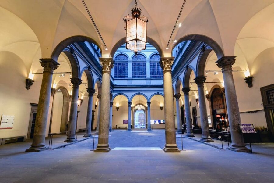Florence: Guided Medici Tour - How THE MEDICI (TV Series) Helps You Read Florence