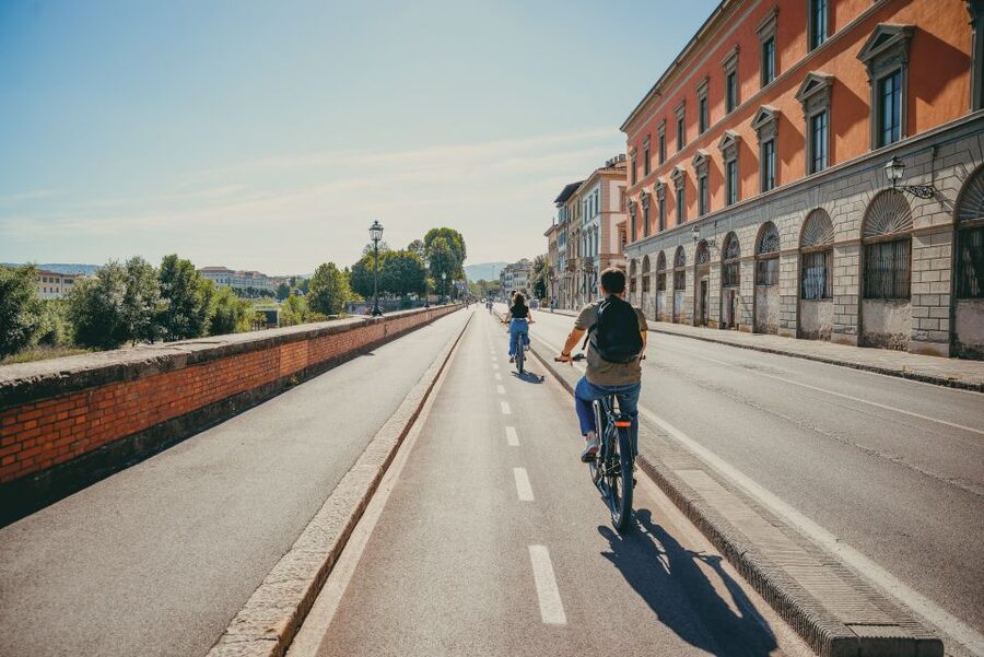 Florence: Guided Tour by E-Bike with Gelato & optional Lunch - The gelato finale: Florence’s Renaissance-style sweet