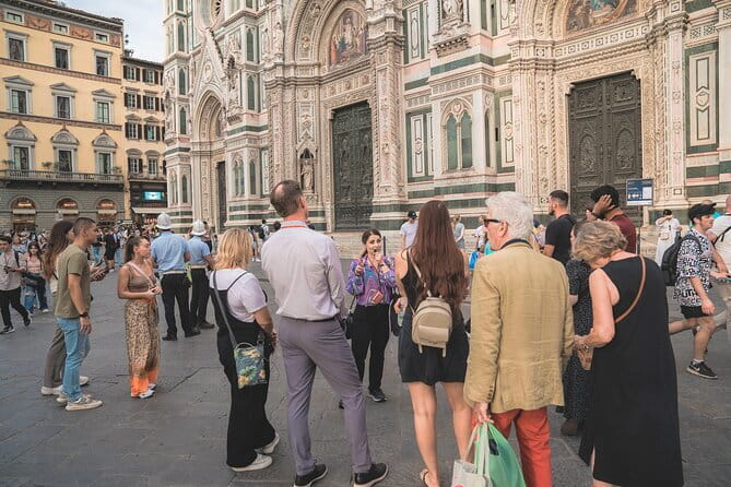 Florence: Guided Tour Medici Family Secrets, Chapels and History - Ending at Piazzale degli Uffizi: Art, Power, and Your Next Step