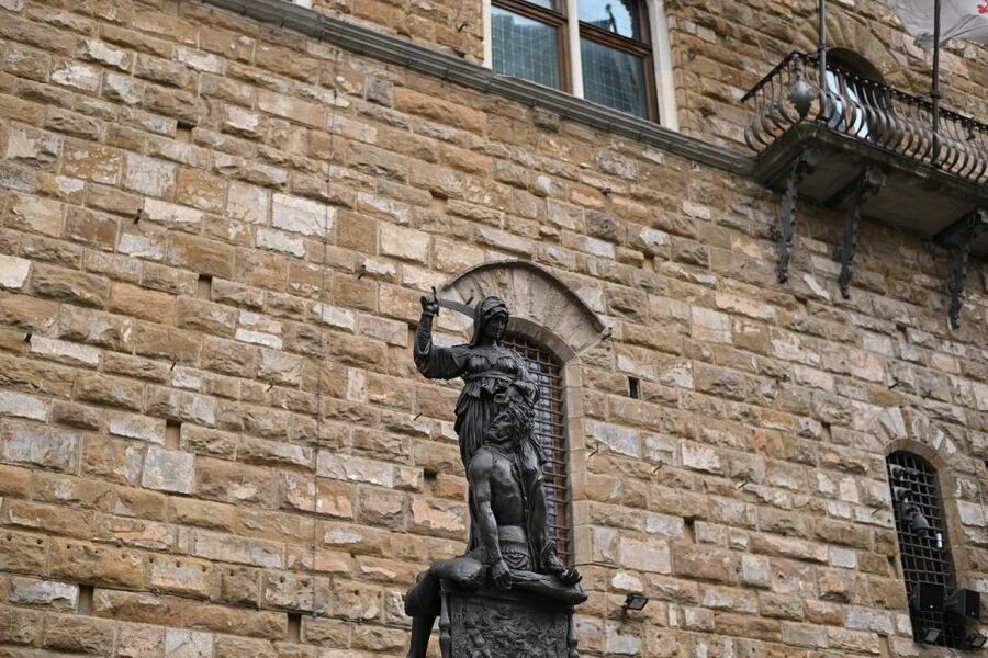 Florence: Guided Tour of Medici Family Secrets and Chapels - Chapel of the Princes, plus a guide’s ability to explain the sparkle