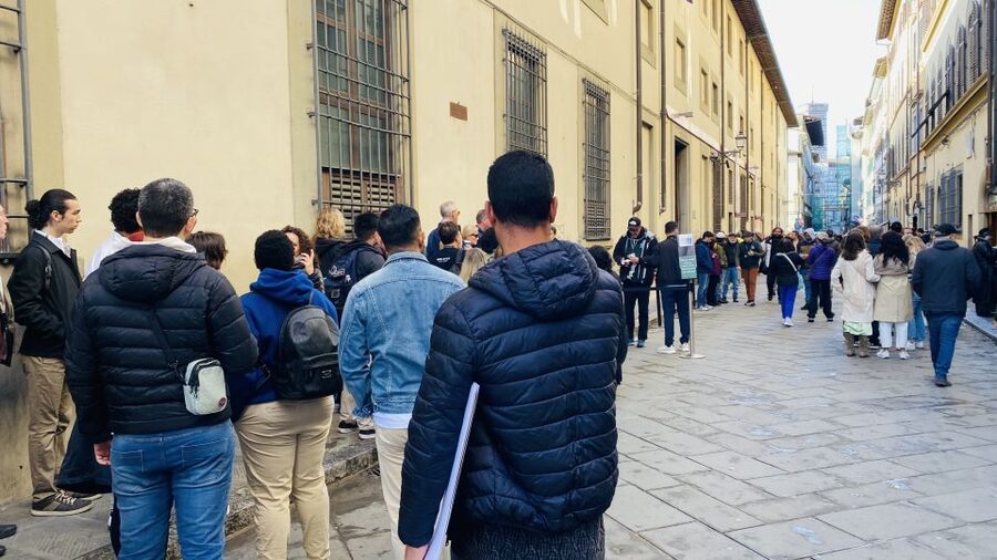 Florence: Guided Walking Tour - Duomo Complex: Santa Maria del Fiore, Baptistery, and Giotto’s Bell Tower From the Streets