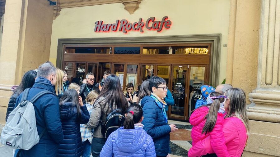 Florence: Guided Walking Tour - How the Radio System Changes the Experience