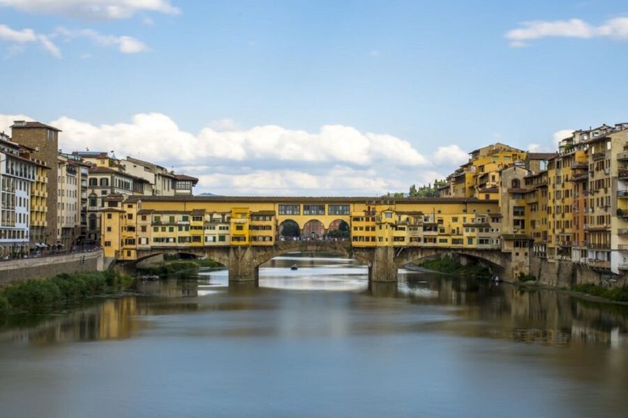 Florence: Heart of Florence Guided Walking Tour - Starting in San Lorenzo: Medici Stones and Palazzo Medici Riccardi