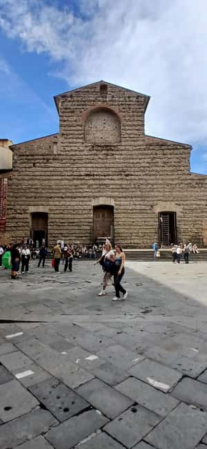 Florence: Highilights tour - Piazza Santissima Annunziata to Cloister of the Dead: the tour’s art-first start