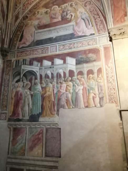 Florence: Highilights tour - Santa Felicita, Ponte Santa Trinita, and Palazzo Strozzi: the in-between stops that make it feel real