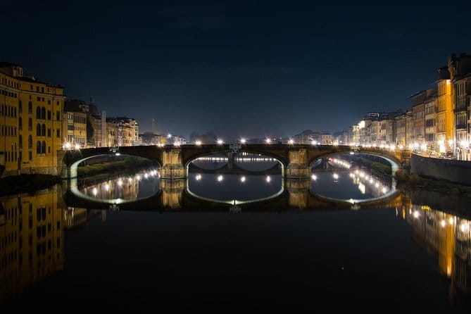 Florence Highlights Walking Tour By Night with Expert Guide - The Best Time to Walk Florence: 5:00 pm Twilight Orientation