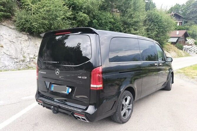 Florence hotels to Florence Airport (FLR) - Departure Private Transfer - Price and Group Value for a Short Private Ride