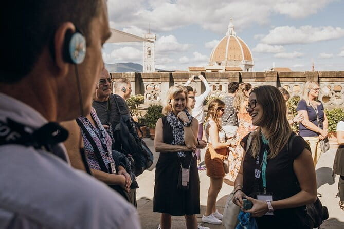 Florence in a Day: Michelangelo's David, Uffizi and Guided City Walking Tour - Piazza della Signoria, Ponte Vecchio, and Il Porcellino: the walk that connects the dots