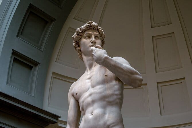 Florence in one day with a localGuide: David-City walk-Uffizi - Piazza della Signoria: Florence’s Outdoor Art Museum