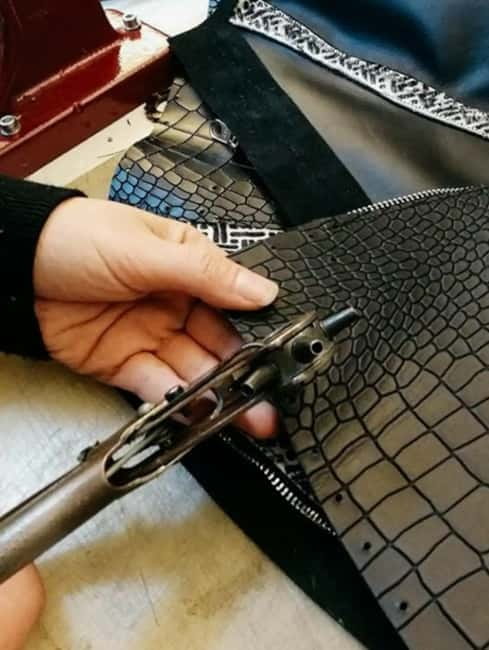 Florence: Leather Wallet-Making Workshop with Coffee - Choosing Your Leather Like You Actually Mean It