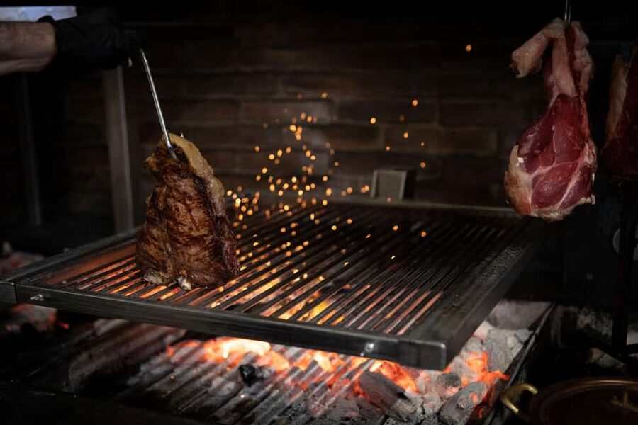Florence: Live Grill Show & Steak Dinner with Wine - Key Highlights Worth Marking