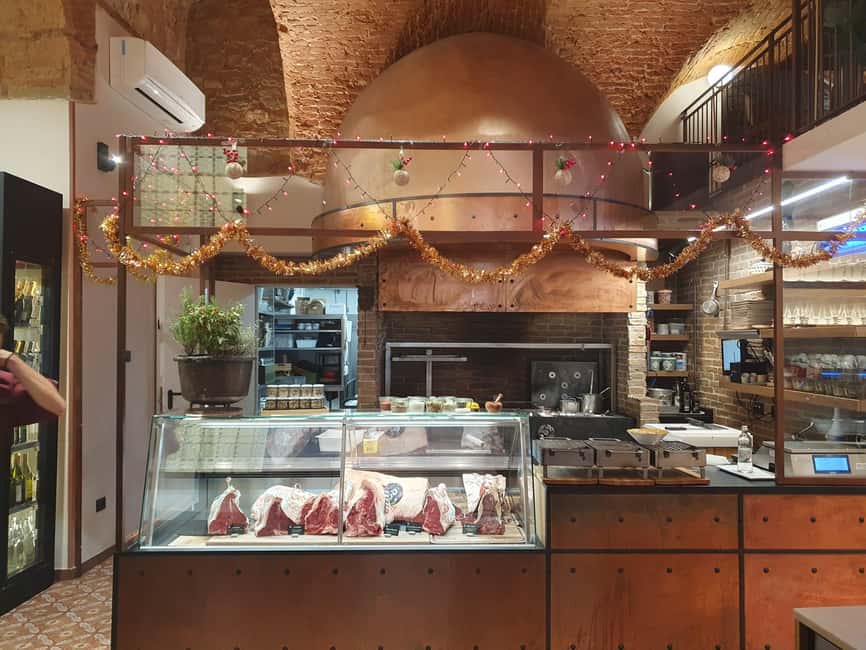 Florence: Live Grill Show & Steak Dinner with Wine - Price and Value: What $88 Buys You in Florence