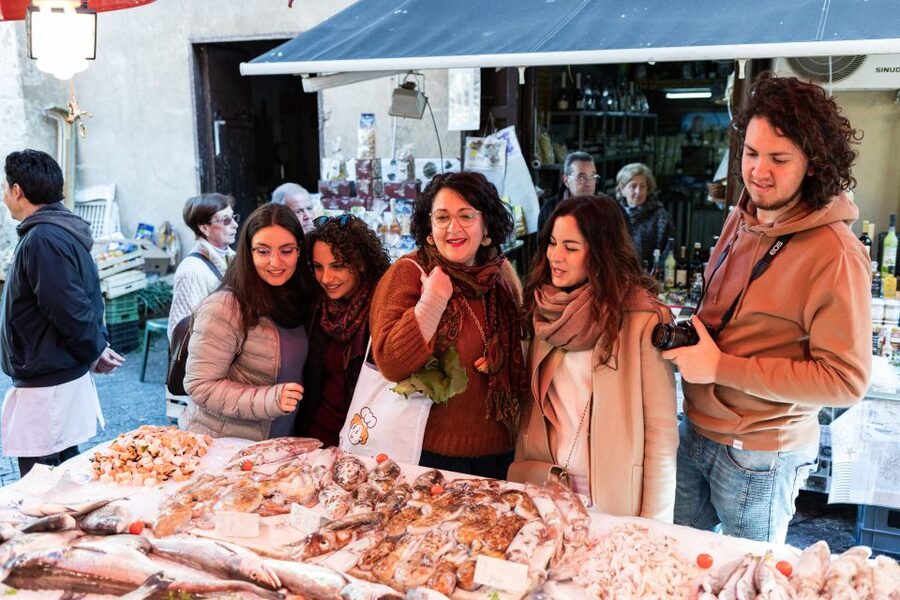 Florence: Market and Cooking Class at a Local's Home - The meal: eat everything you make, with red and white wine