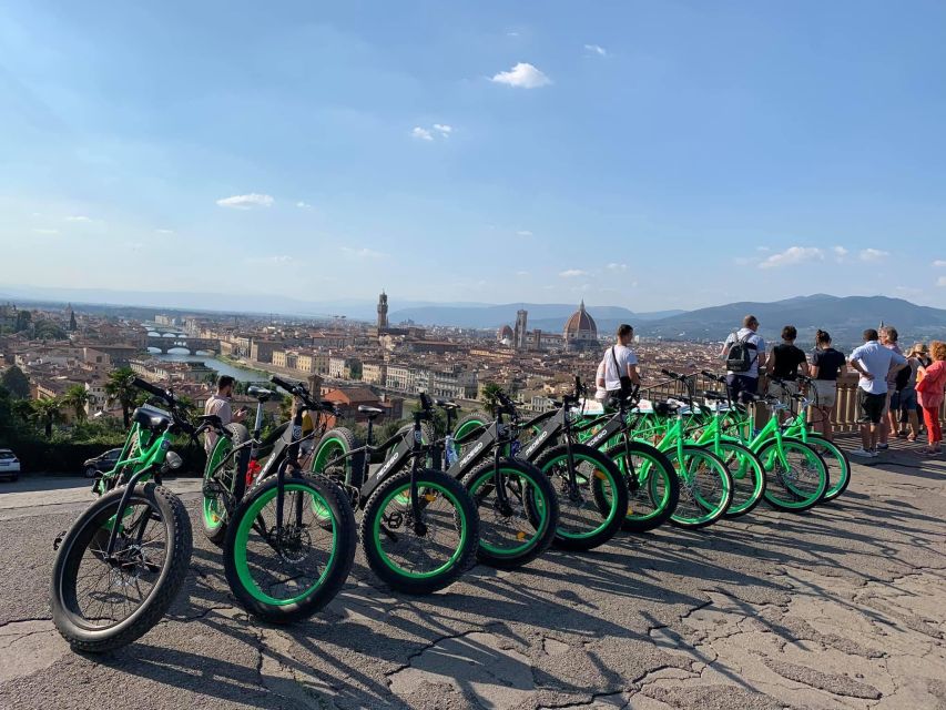 Florence Medici Bike Tour – Cycle Through History and Power - How It Really Feels: Pace, Headsets, and City Traffic Reality