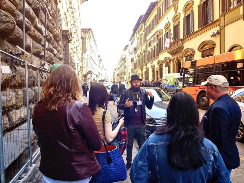 Florence: Medici Family Guided Walking Tour - Palazzo Pitti: Where the Medici End Up Looking Like Rulers