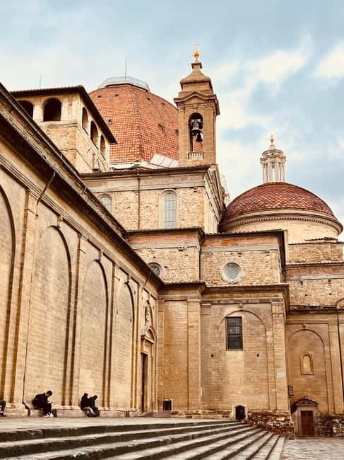 Florence: Medici Guided Tour + Medici Chapel Ticket - Starting at Piazza di San Lorenzo: where the story clicks