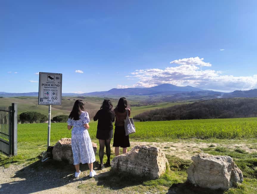 Florence: Montalcino, Montepulciano & Val d Orcia with lunch - Montepulciano’s steep lanes: Renaissance buildings and free time to explore
