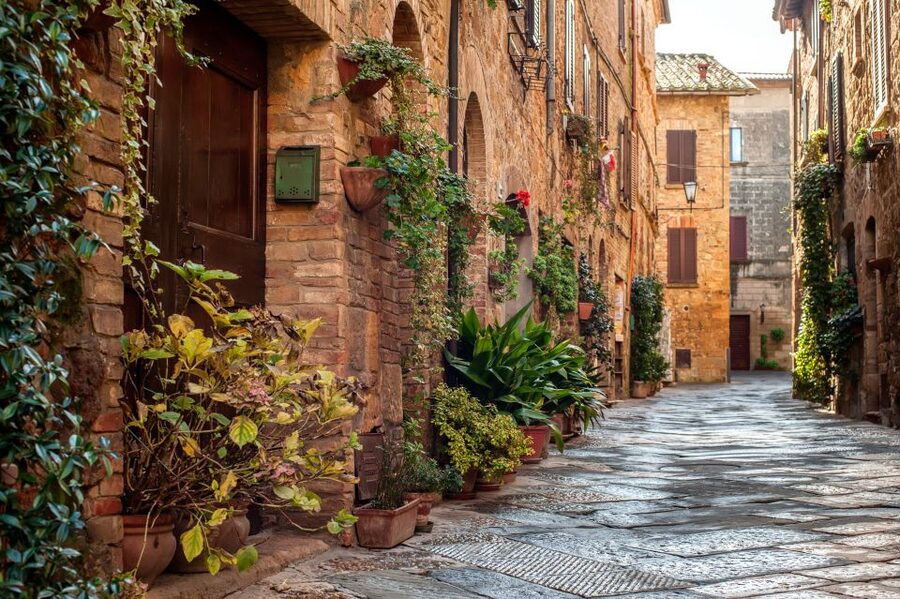 Florence: Monteriggioni & Val d'Orcia Optional Wine Tasting - Who this tour suits best (and who should pass)