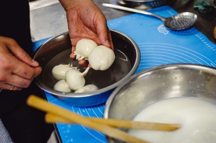 Florence: Mozzarella Making Workshop with Wine Tasting - Key things that make this mozzarella class worth it