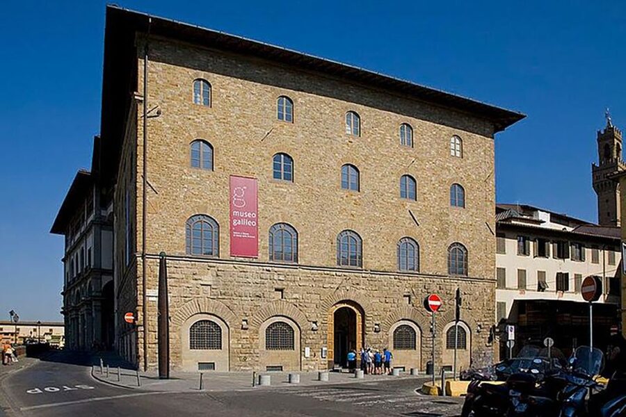 Florence: Museo Galileo Small Group Tour - Meeting the Small Group (Max 9) and Skipping the Line