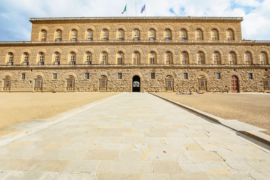 Florence: Old Town Golf Cart Excursion - Ognissanti, Piazza Santo Spirito, and the Santa Trinita moment
