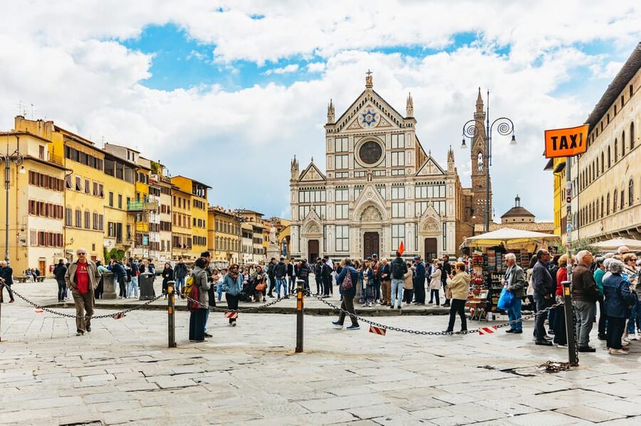 Florence: Old Town Golf Cart Excursion - Pitti Palace, Ponte Vecchio, and what you notice from the cart