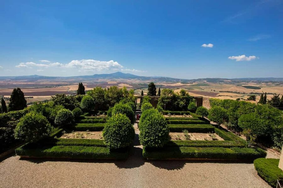 Florence: Orcia Valley, Montalcino, Pienza with Lunch & Wine - Sant’Antimo Abbey: Quiet Grandeur in Wheat, Olives, and Vineyards