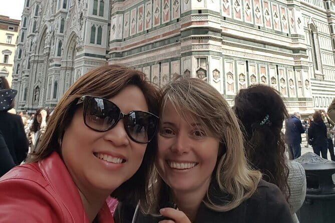 Florence Original Experience with a Native Guide - Stop 1: Piazza del Duomo and the Golden Gate of Paradise viewpoint