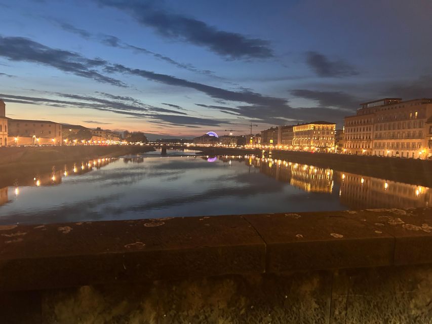 Florence : Painting and Wine - Booking: should you pick this Florence painting and wine class?