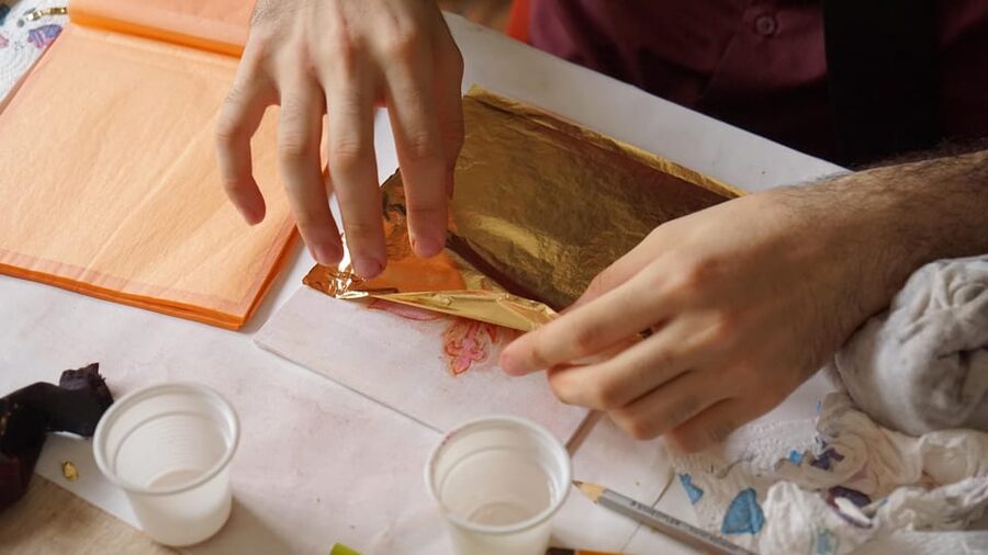 Florence: Painting experience, create your Florentine Lily! - Finding Andrea’s studio on Via Enrico Petrella (and how to get in)
