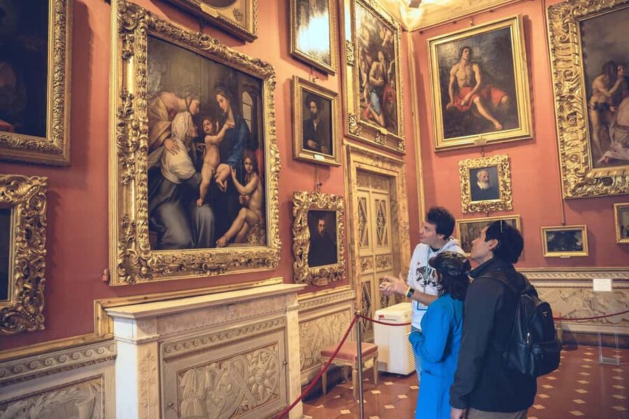 Florence: Palatina Gallery and Pitti Palace Guided Tour - Palazzo Pitti’s Royal Apartments: The Part Some People Skip—and Some Don’t