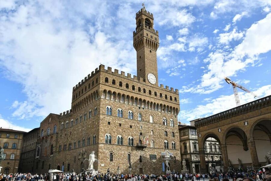 Florence: Palazzo Vecchio Entry Ticket with Audio Guide - Royal Apartments: Medici private life without the long detour