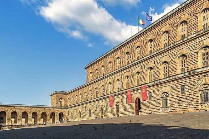 Florence: Palazzo Vecchio Skip-the-Line Entry Ticket - The first rooms: Michelozzo’s courtyard sets the tone fast