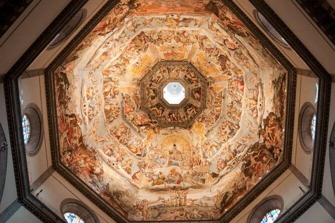 Florence panoramic view Giotto's Bell Tower and Cathedral Ticket - Is there a guide? What the experience feels like on the ground