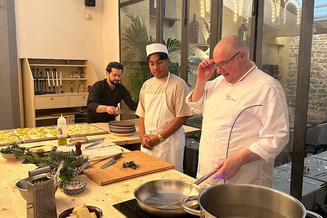 Florence: Pasta Cooking Class with Unlimited Wine - Sauces you’ll understand, not just taste