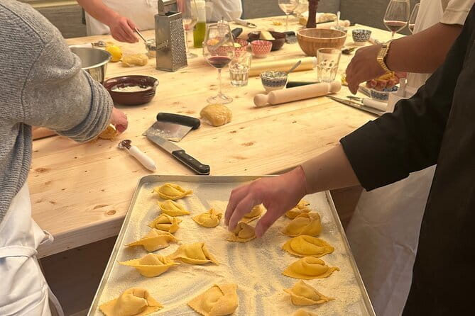 Florence: Pasta Cooking Class with Unlimited Wine - What the 3-hour class actually teaches (and how it helps you cook at home)