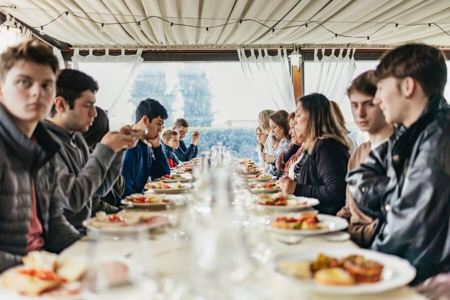 Florence: Pisa, Siena, San Gimignano, and Chianti Experience - Chianti winery lunch with wine tasting near the San Gimignano hills