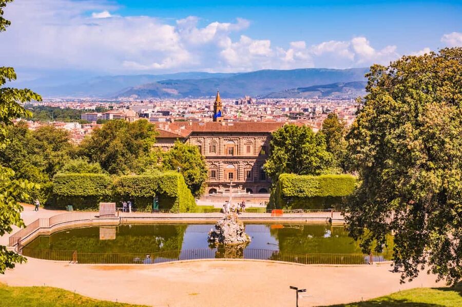 Florence: Pitti Palace and Boboli Gardens Guided Tour - Getting Oriented: A Clean Two-Hour Medici Flow