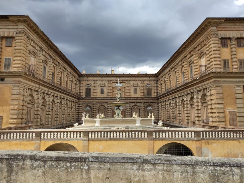 Florence: Pitti Palace and Boboli Gardens Private Tour - Boboli Gardens on your own: what to do with your time