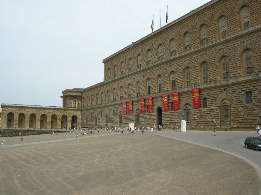 Florence: Pitti Palace Small Group Tour - Palatine Gallery: Raphael, Titian, Rubens with context