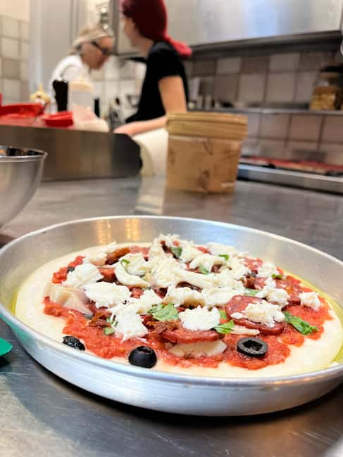 Florence: Pizza and Gelato Cooking Class - Meet the Chef Experience: Interactive Teaching, Not a Lecture